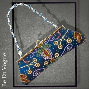 Clutch Embroidered and Beaded